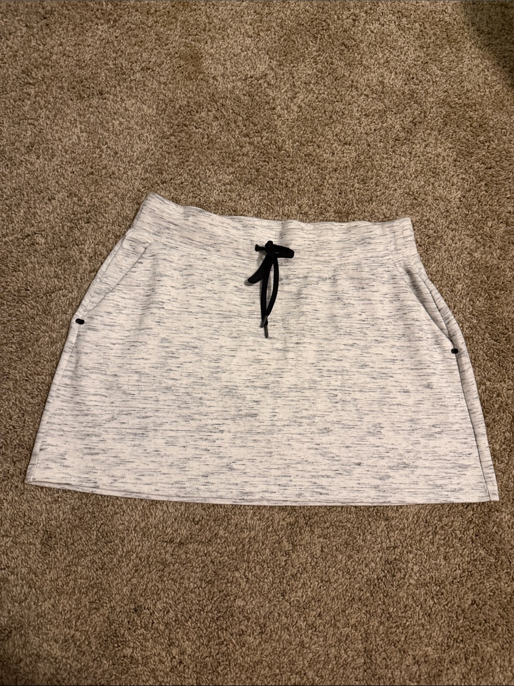 tek gear Heather Gray Mini Skirt with Black Drawstring